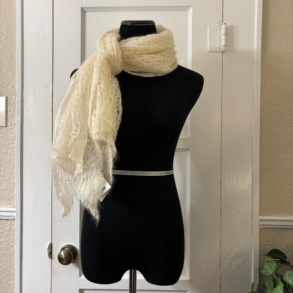 Baby Mo Kid Mohair/Silk Shawl - Picture 5 of 15